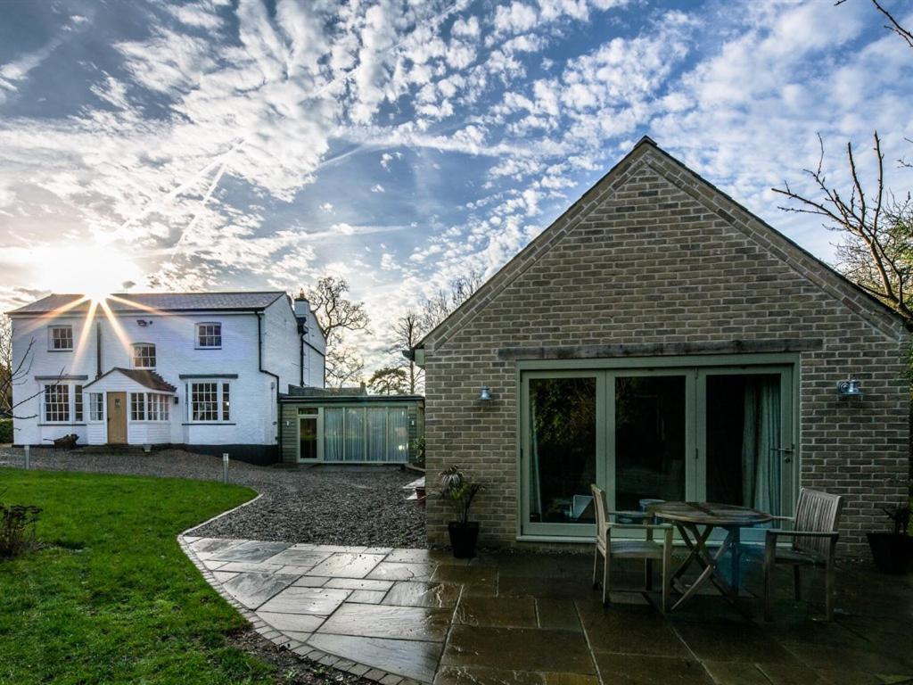 Eagle Mill Luxury Rooms Huntingdon Exteriör bild
