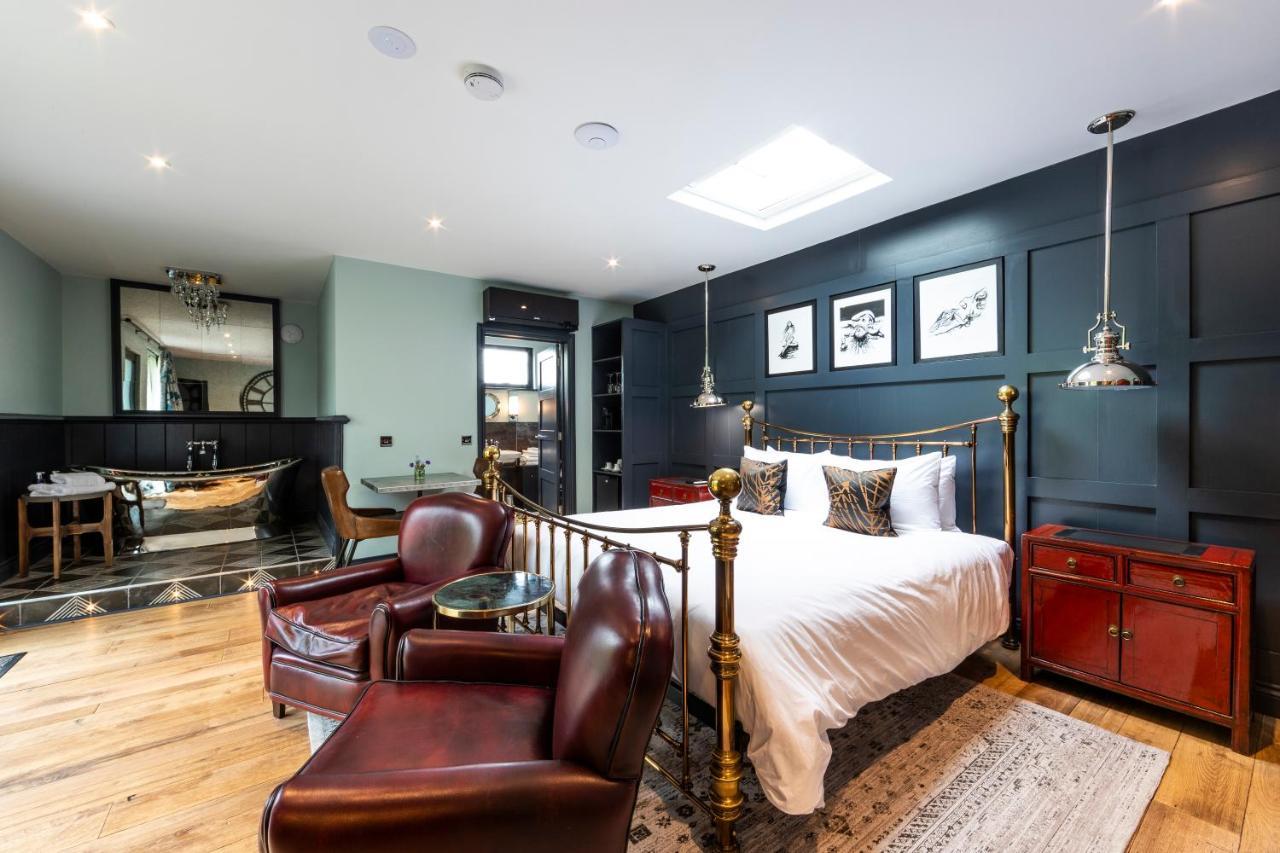 Eagle Mill Luxury Rooms Huntingdon Exteriör bild